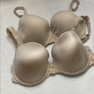 Victoria's Secret Tan Lace Bra Set
